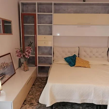 Bed & Breakfast Fiori D'alassio - Ampie Con Terrazza E Parcheggio *
