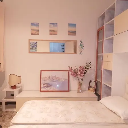 Bed & Breakfast Fiori D'alassio - Ampie Con Terrazza E Parcheggio