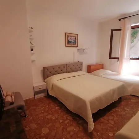 Bed & Breakfast Fiori D'alassio Vacanze Liguria *